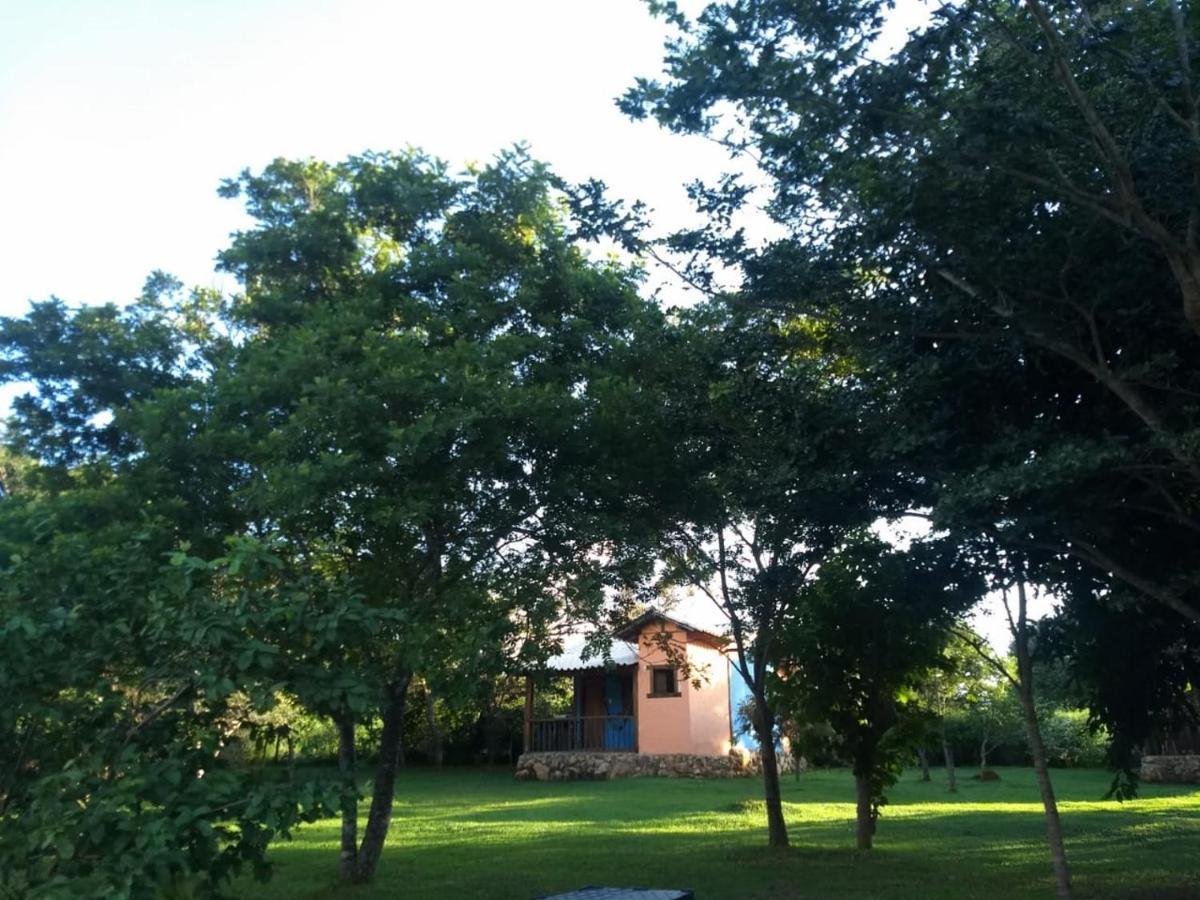 Pousada Chales Do Retiro - Serra Do Cipo Mg Жаботикатубас Екстериор снимка
